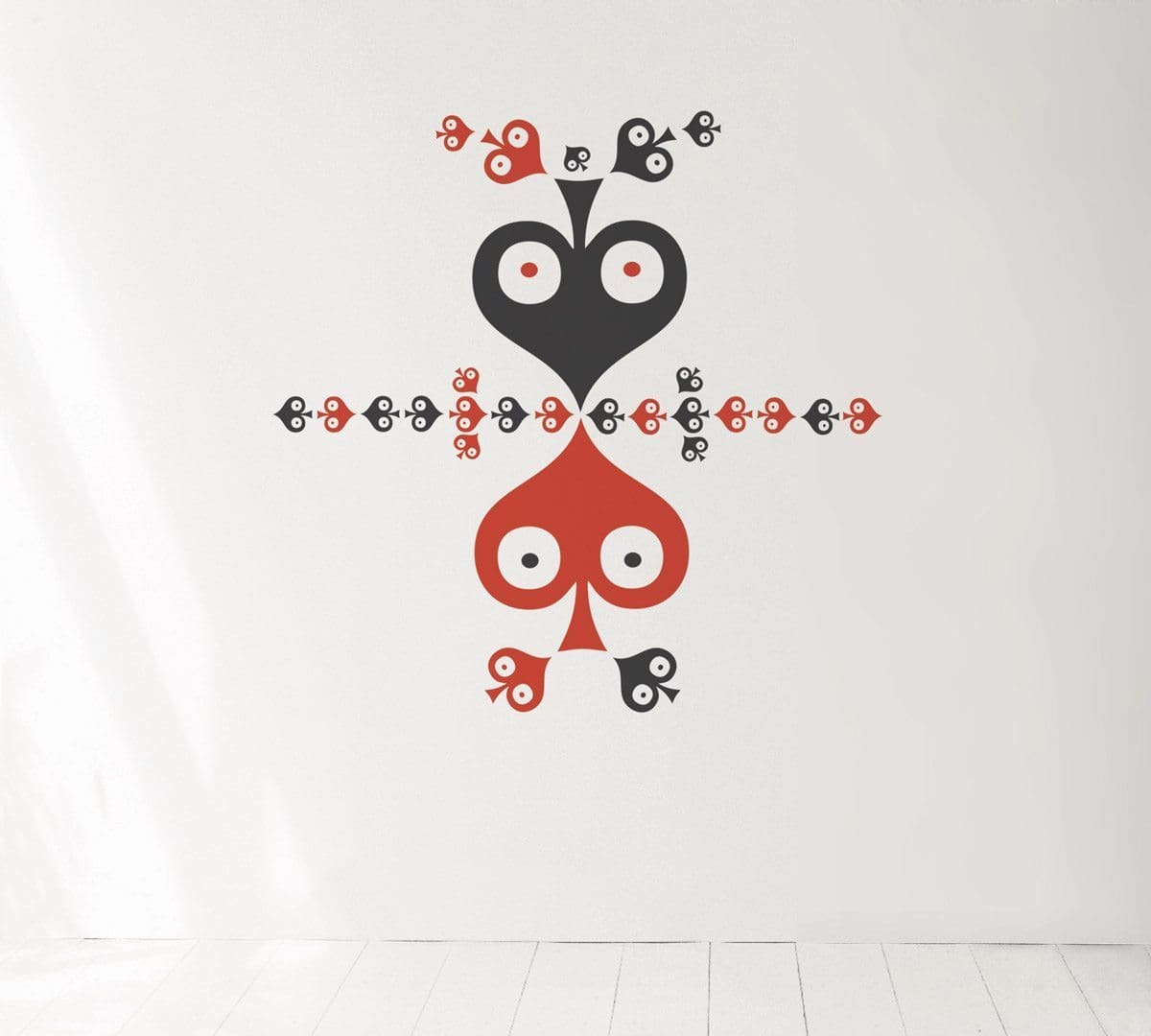 Wallsticker Rami, le motif Pokerface sur votre mur, design IchetKar, édition Domestic