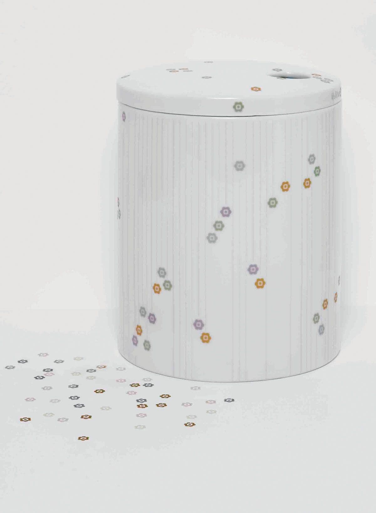 Le vase Surface Jewels, édition Domestic, design IchetKar