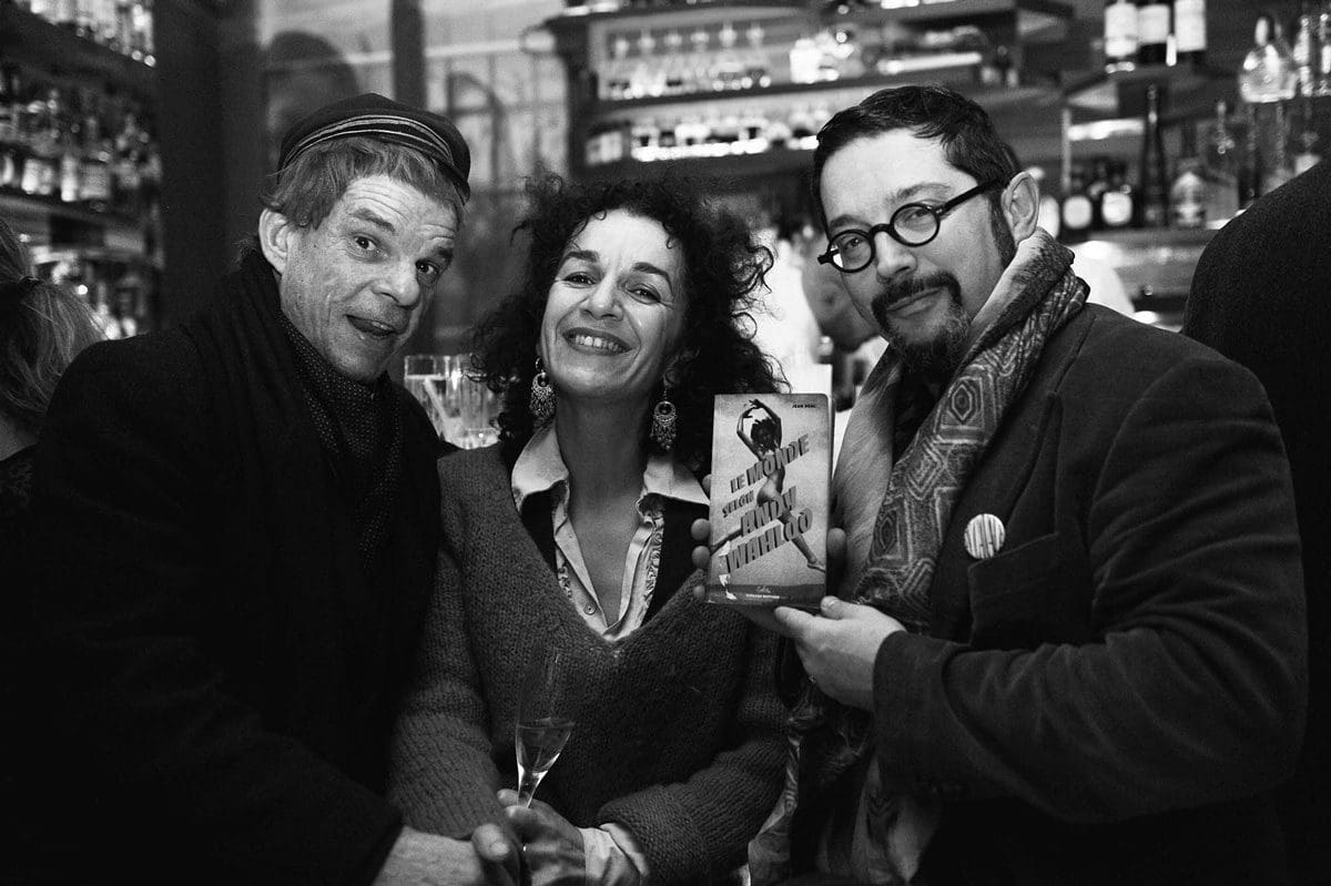 Denis Lavant et son épouse, lors du lancement du livre "le monde selon Andy Wahloo", au bar Andy Wahloo, Paris