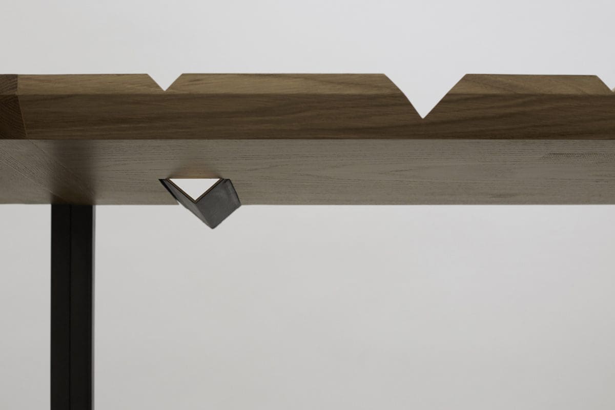 Ich&Kar guillaume buzin detail table d'exposition d'objets graphiques