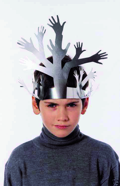 princes et princesses colette madame le figaro petit bateau childrenaction.org couronne mains fête des rois épiphanie photographie par myriam roehri