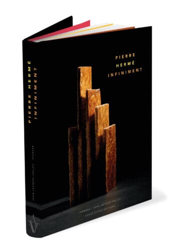 Ich&Kar signe la direction artistique du nouveau livre de Pierre Hermé. La typographie expressive ouvre l’appétit et fait palpiter l’esprit.