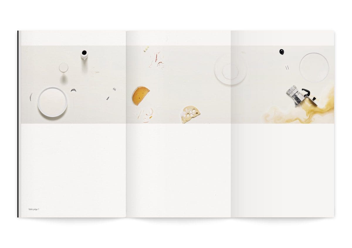 Catalogue de l'exposition Lac de Colombe Clier qui revisite des tableaux emblématiques de l’histoire de l’art en mettant en scène la puissance attractive et irrésistible du lait pour la Milk Factory, design Ich&Kar