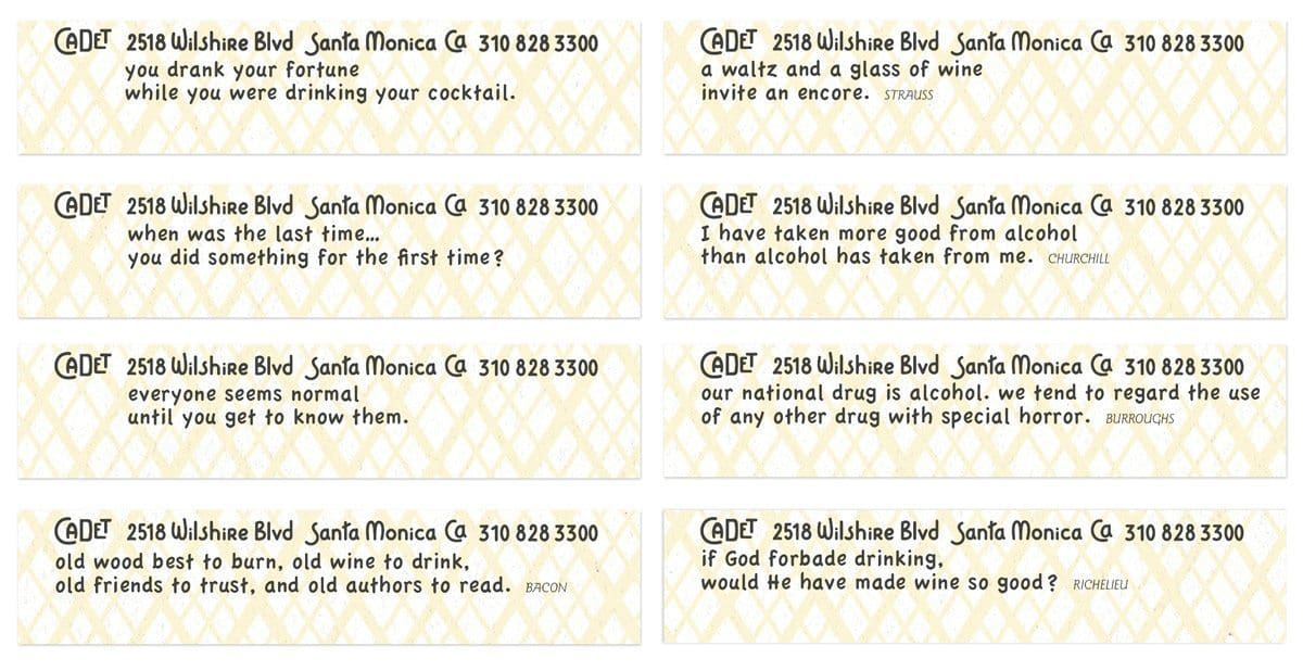 les feuilles avec citations à l'intérieur des stirrer littéraire, design Ichetkar