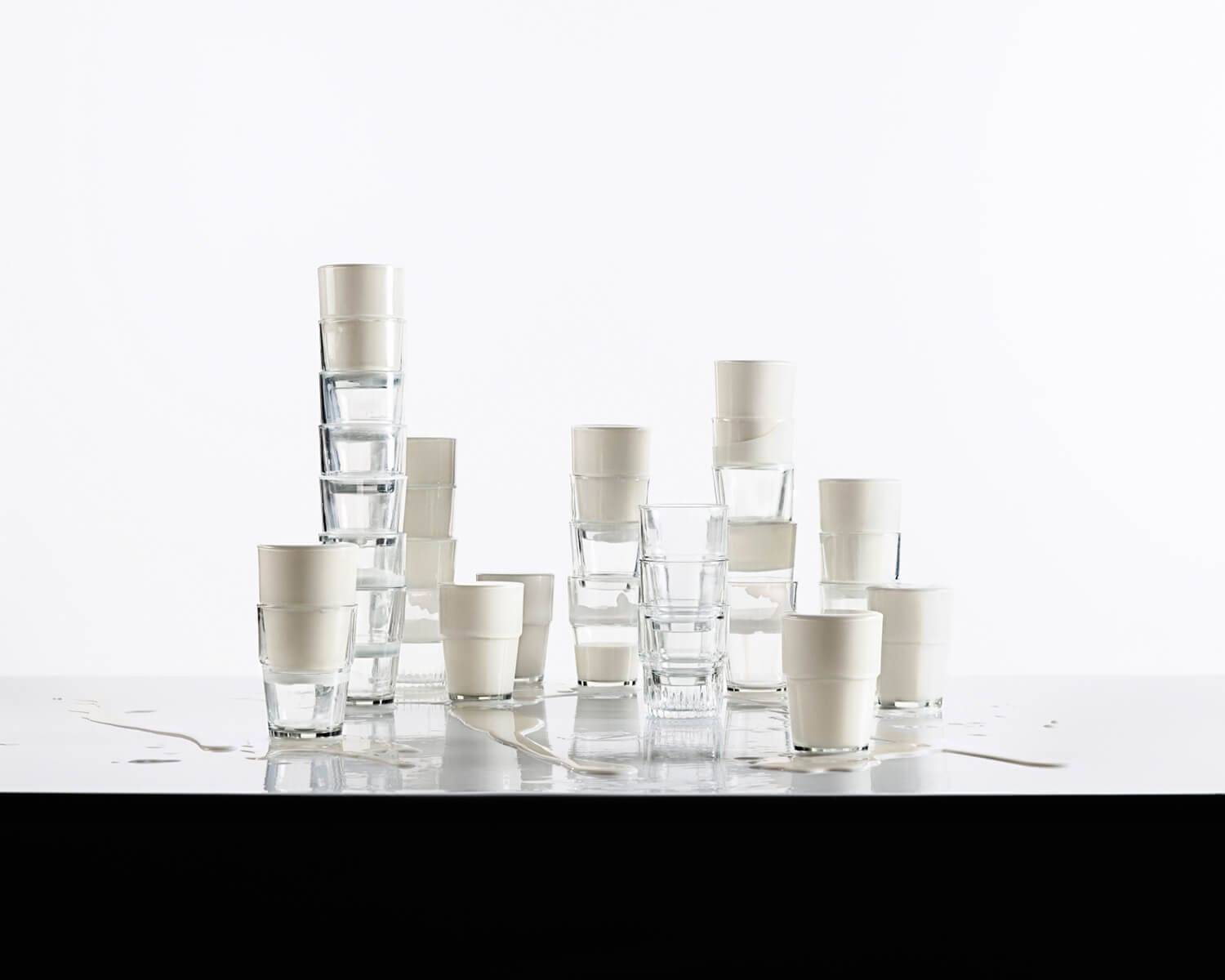 Colombe clier expose ces photos a la milk facory et IchetKar se charge de la direction artistique