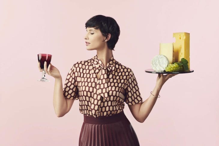 Campagne photo pour la Fashion Week du Fromage, Ich&Kar présente deux nouveaux visages, élevant l'affiné au rang du raffiné.