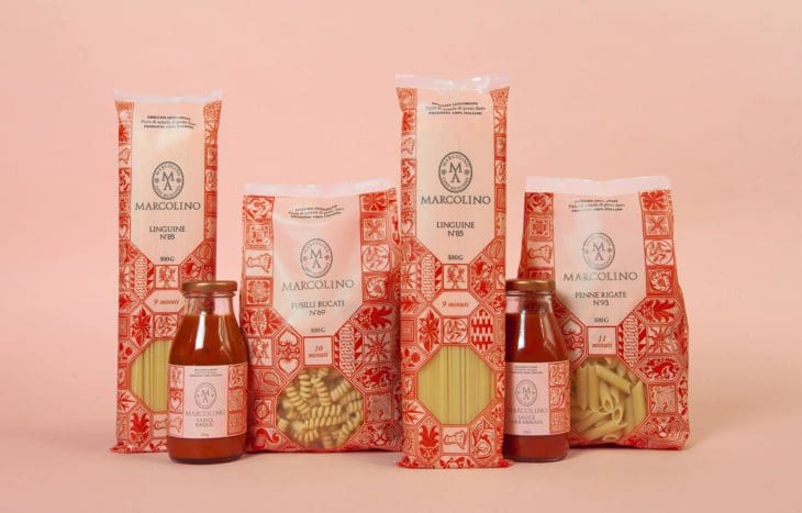 Ich&Kar célèbre l'essence authentique de la Sicile en créant l'identité visuelle du chef Marcolino, mêlant gourmandise, savoir-faire et tradition. Explorez la gamme complète à travers une photo captivante.