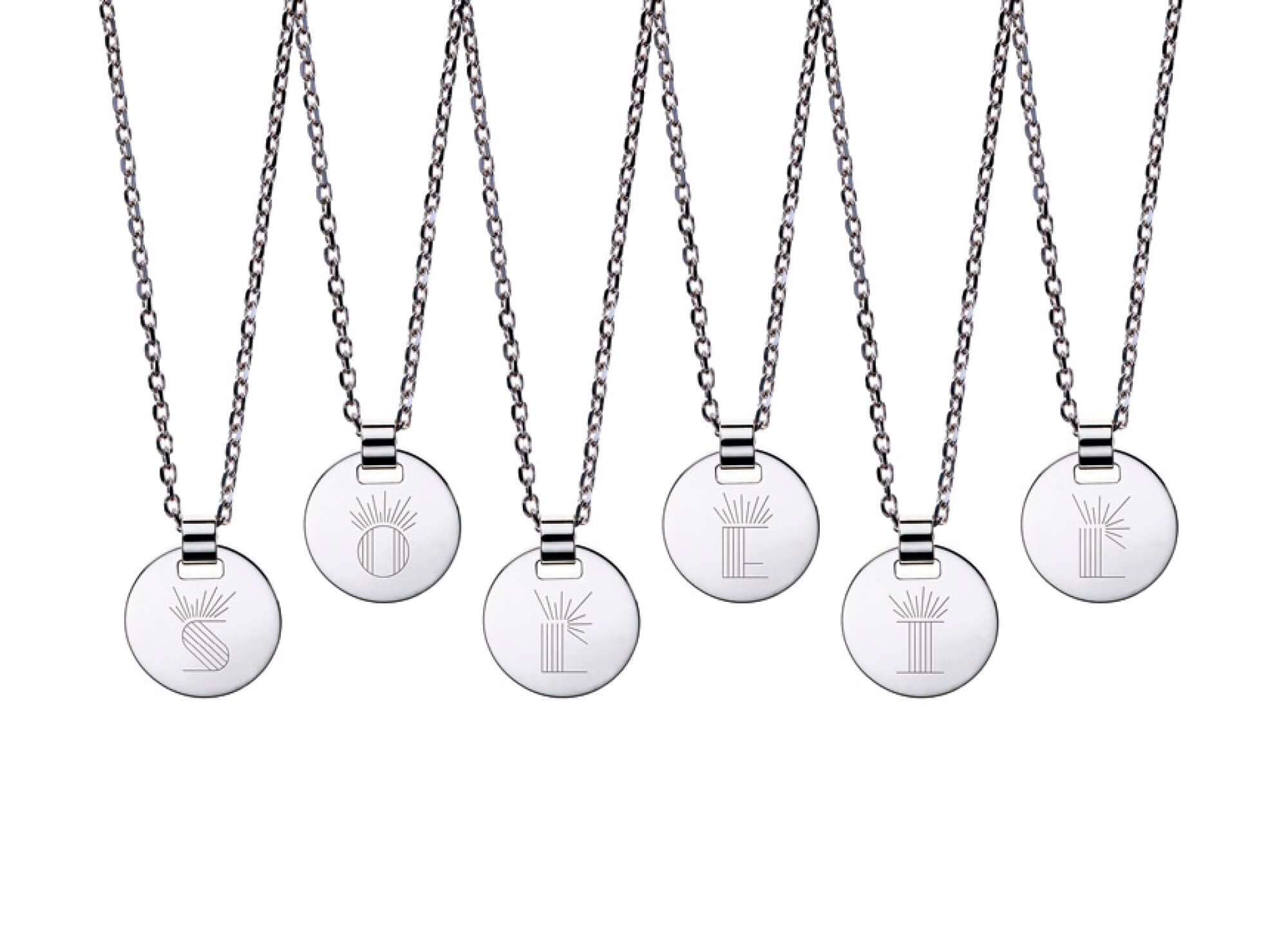 IchetKar dessine un alphabet Soleil pour les médailles de Christofle