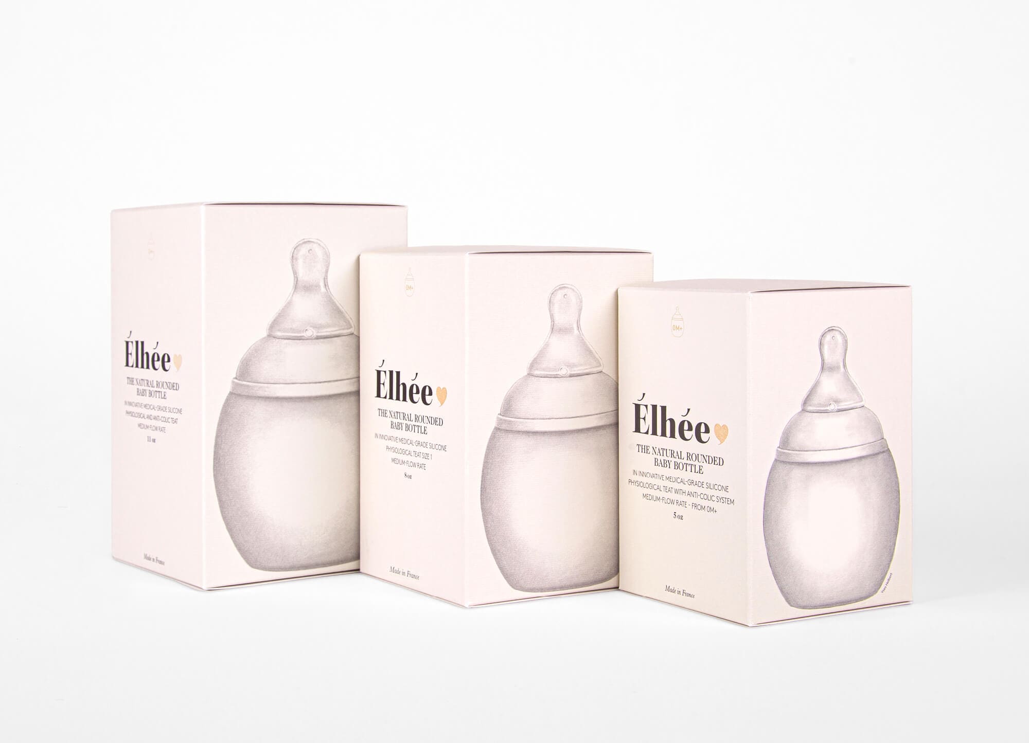 Ich&Kar conçoit le packaging des deux modèles, 250 et 150ml ainsi que la notice, sur un délicat papier nettuno pesca