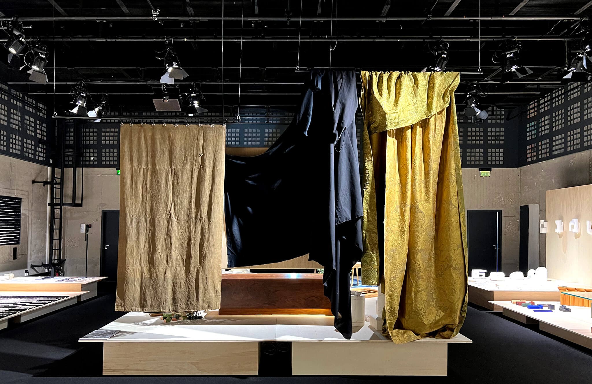 In situ-Biennale-emergences-2023-commissariat-exposition-ichetkar-helena-ichbiah-veronique-maire©Lucie Jean-12