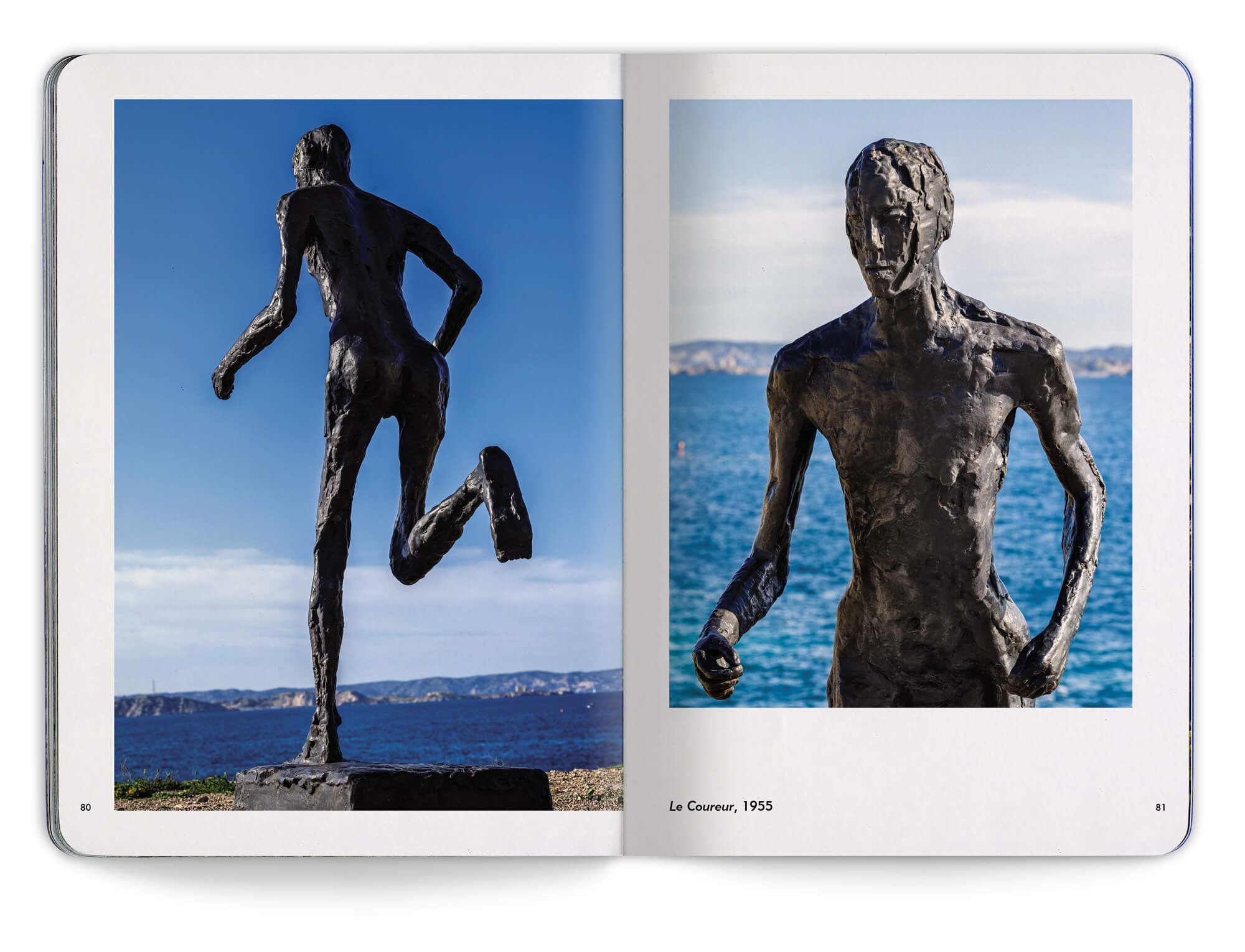 La sculpture Le Coureur de Germaine Richier présent dans la monographie de l'artiste, direction artistique du livre d'art IchetKar