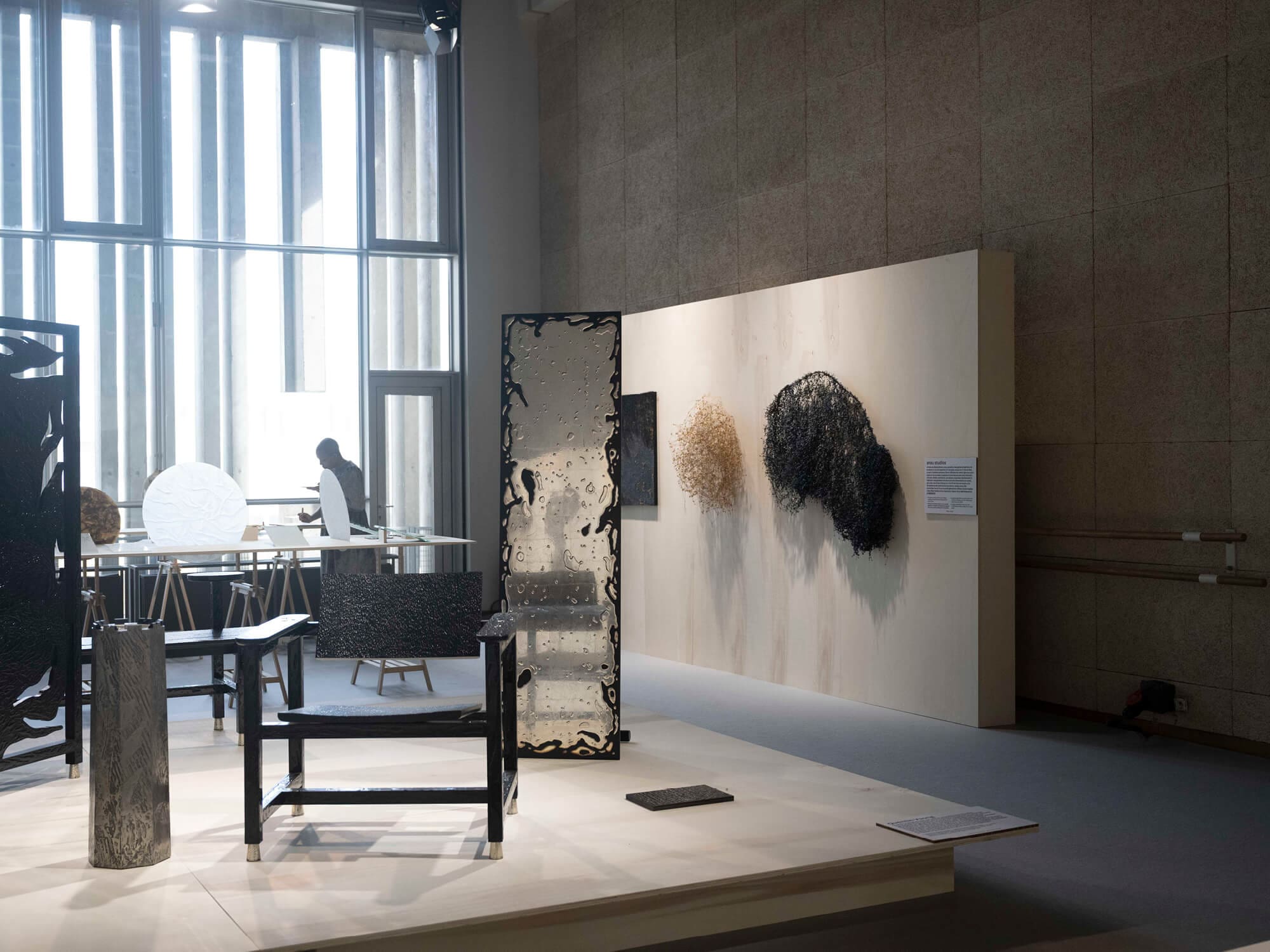 studio Nouvelle excellence, Helena Ichbiah et Véronique Maire dirigent la 8ᵉ Biennale Émergences 2025 au 9 ter avec Est Ensemble et 14 Septembre